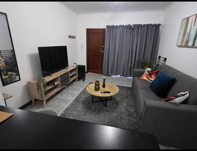 1 BEDROOM PROPERTY TO RENT IN SANDOWN